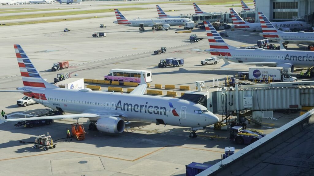 American Airlines grounds flights nationwide because of technical issue