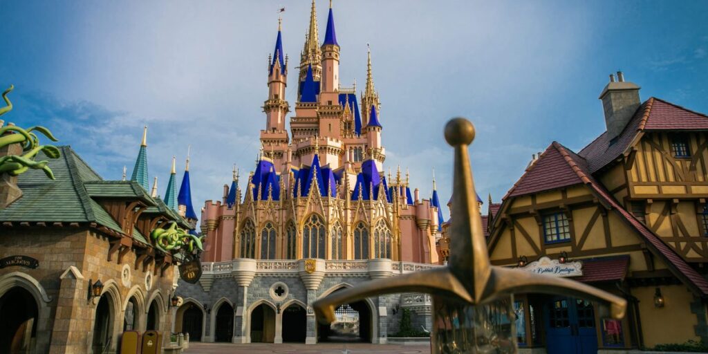 Choose these credit cards to maximize your Disney vacation rewards