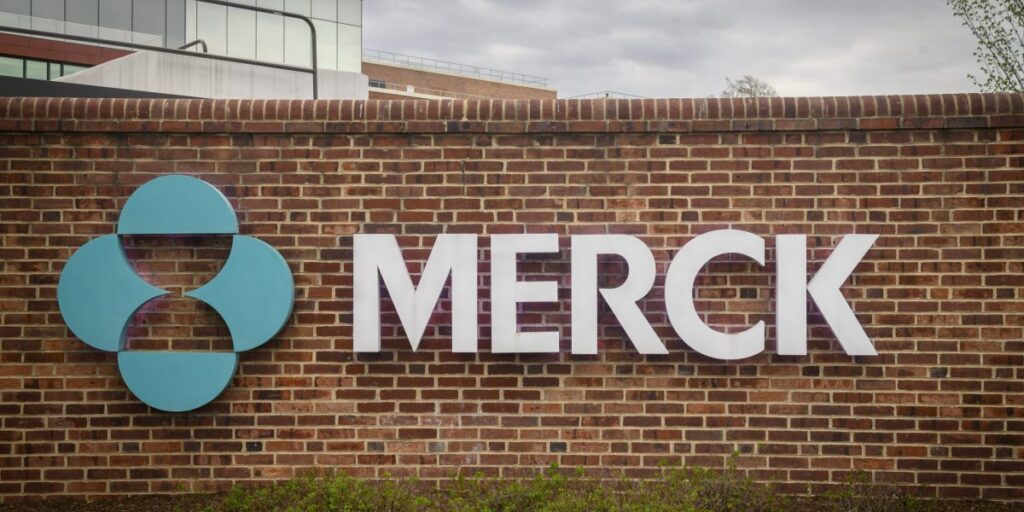 Merck snags Chinese obesity drug in nearly $2 billion deal