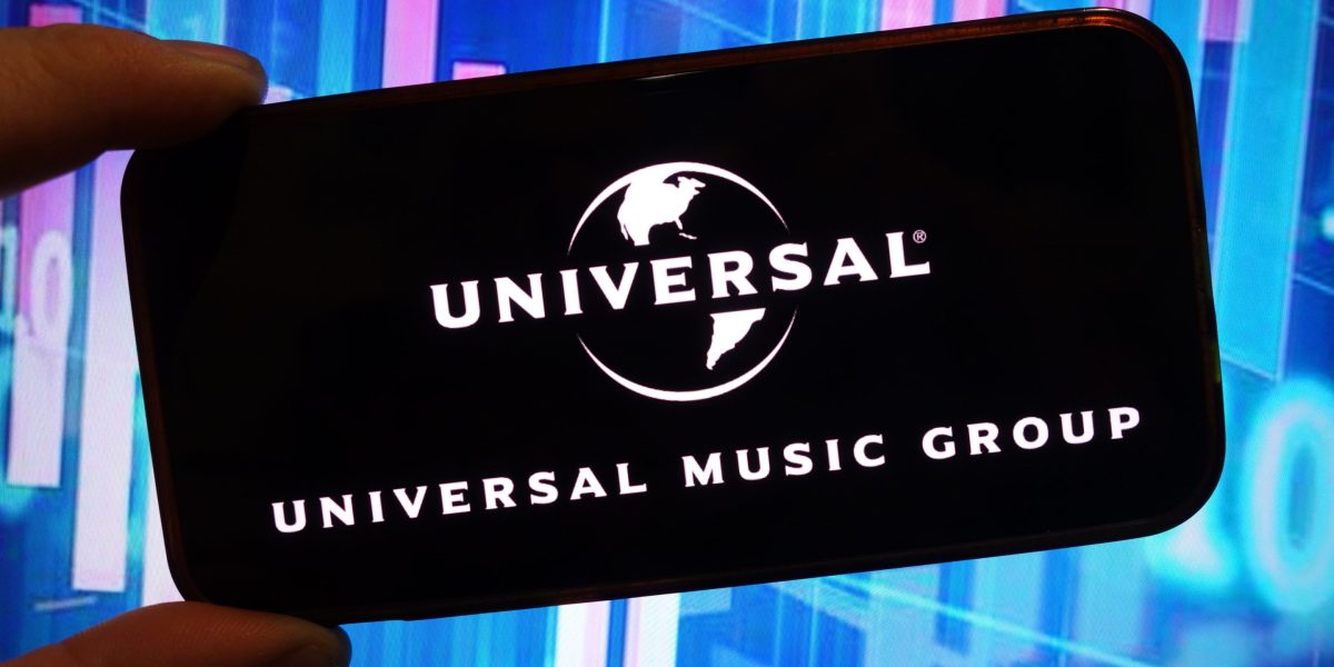 Universal buys indie music specialist Downtown for $775 million