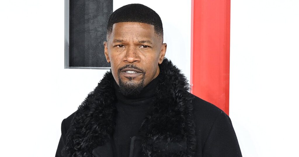 Jamie Foxx Received Stitches After a Glass 'Hit Him' in the Face