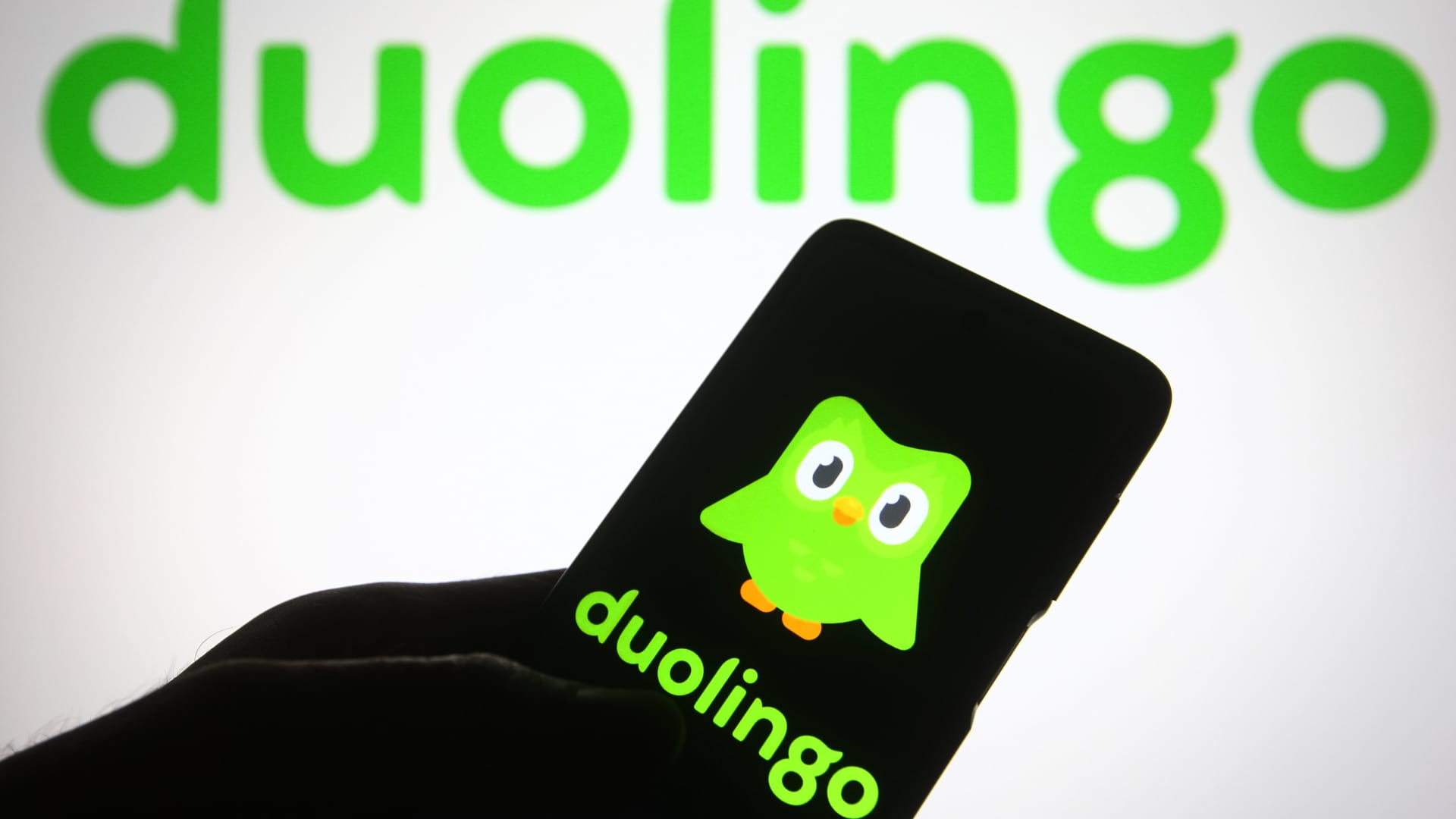 Duolingo shares climb 7% as users swarm to app to learn Mandarin