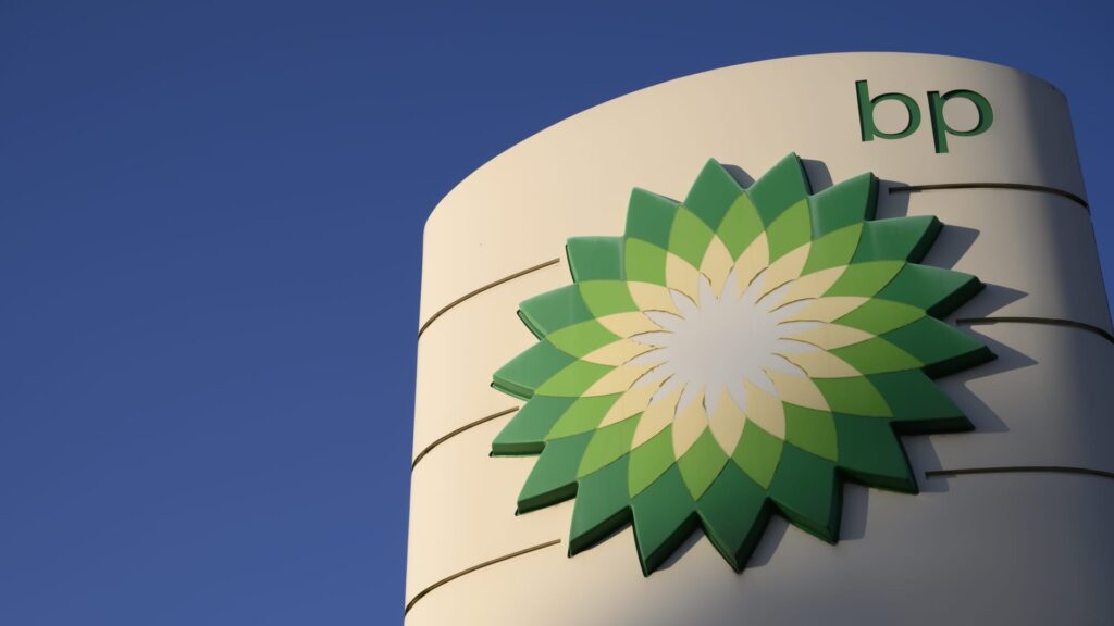 Oil major BP to cut thousands of jobs in cost-saving drive