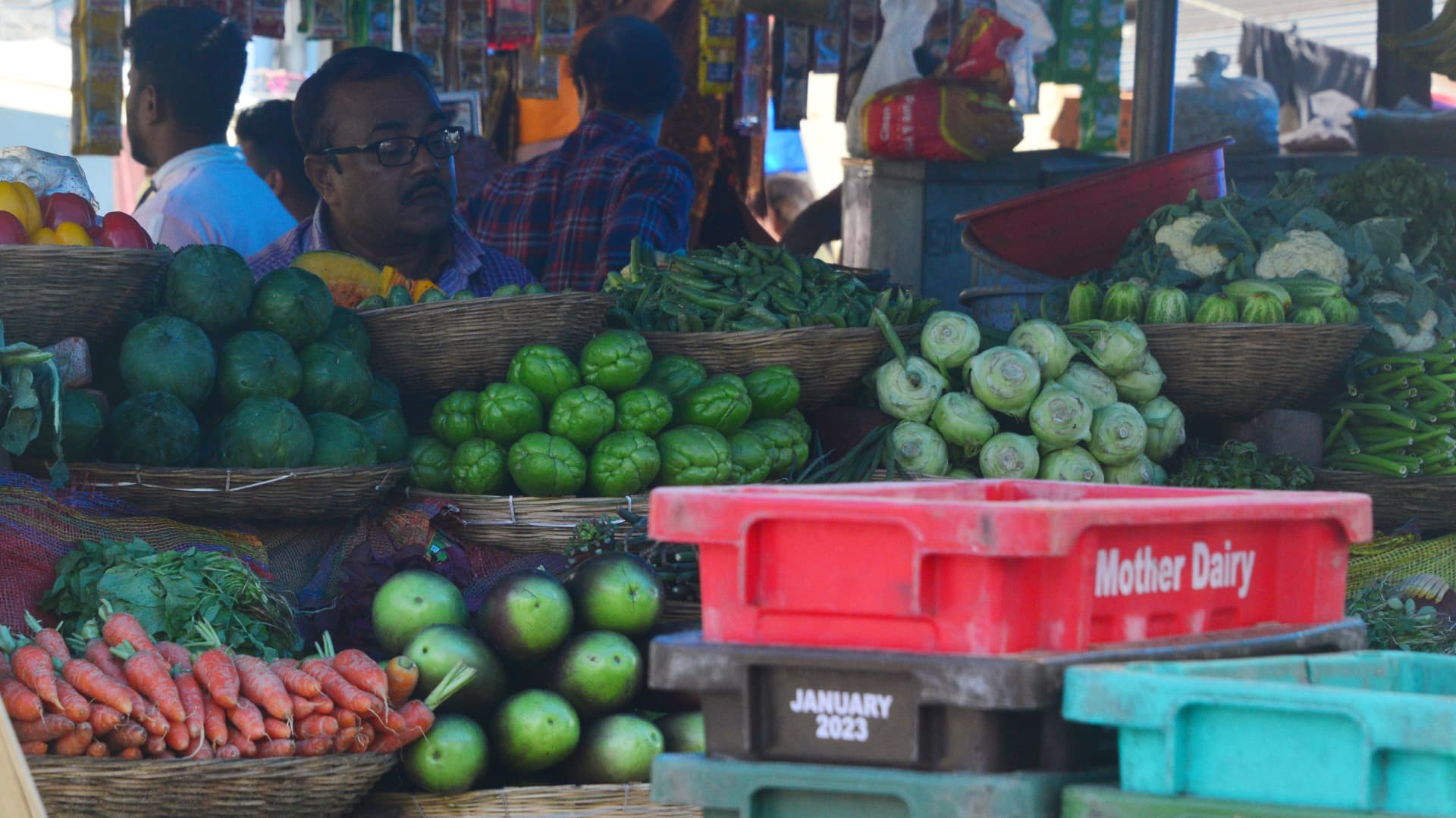 India's inflation slows to lower-than-expected 5.22% in December