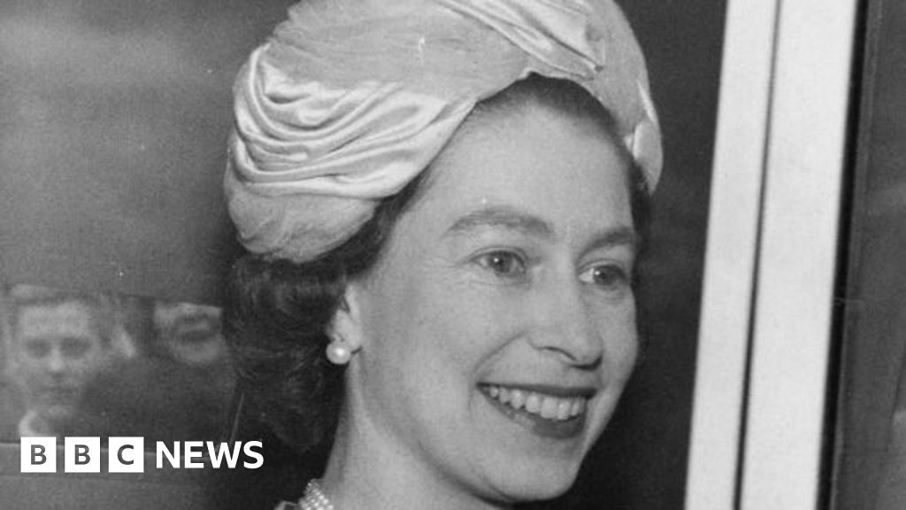 Queen kept in dark over Palace traitor for years, MI5 papers reveal