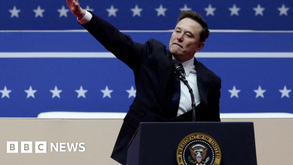 Musk responds after backlash over gesture at Trump rally