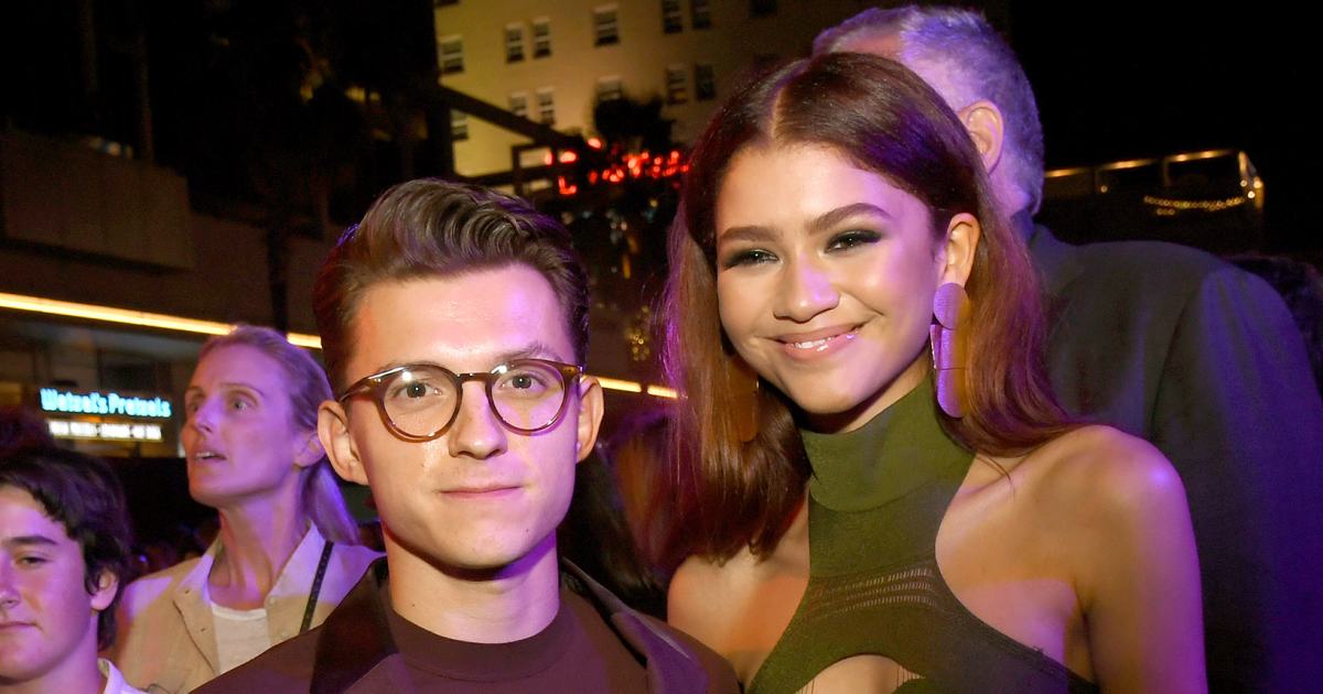 Zendaya Engaged to Tom Holland, Cut Golden Globes Jokes: 5 Hot Stories