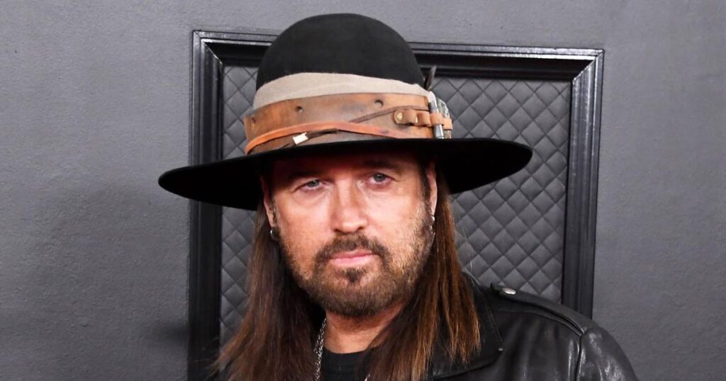 Billy Ray Cyrus Is 'Praying' for His Family Amid Ongoing Drama