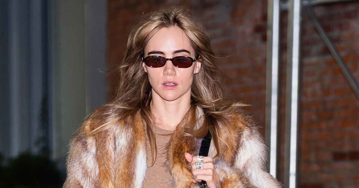 Cutoffs in Winter? Suki Waterhouse Shows How It's Done in Denim Shorts