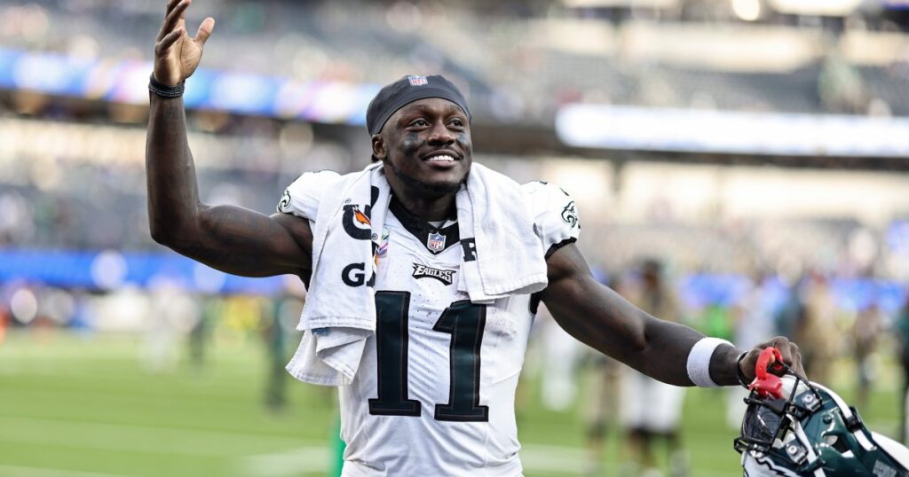 Eagles Star AJ Brown Addresses Reading Book During Playoff Game