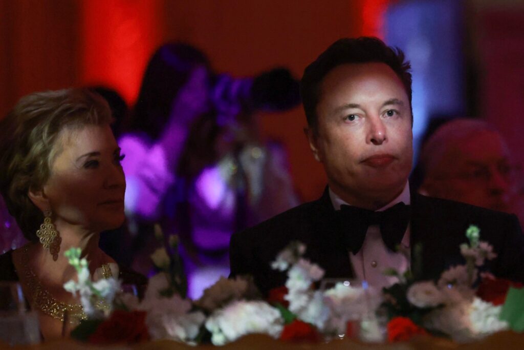 Elon Musk Is Blocking Links to a Journalist's Investigation Into His Doppelganger