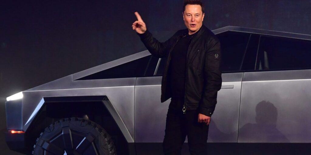 Elon Musk is already offering the first price cuts for his Tesla Cybertruck