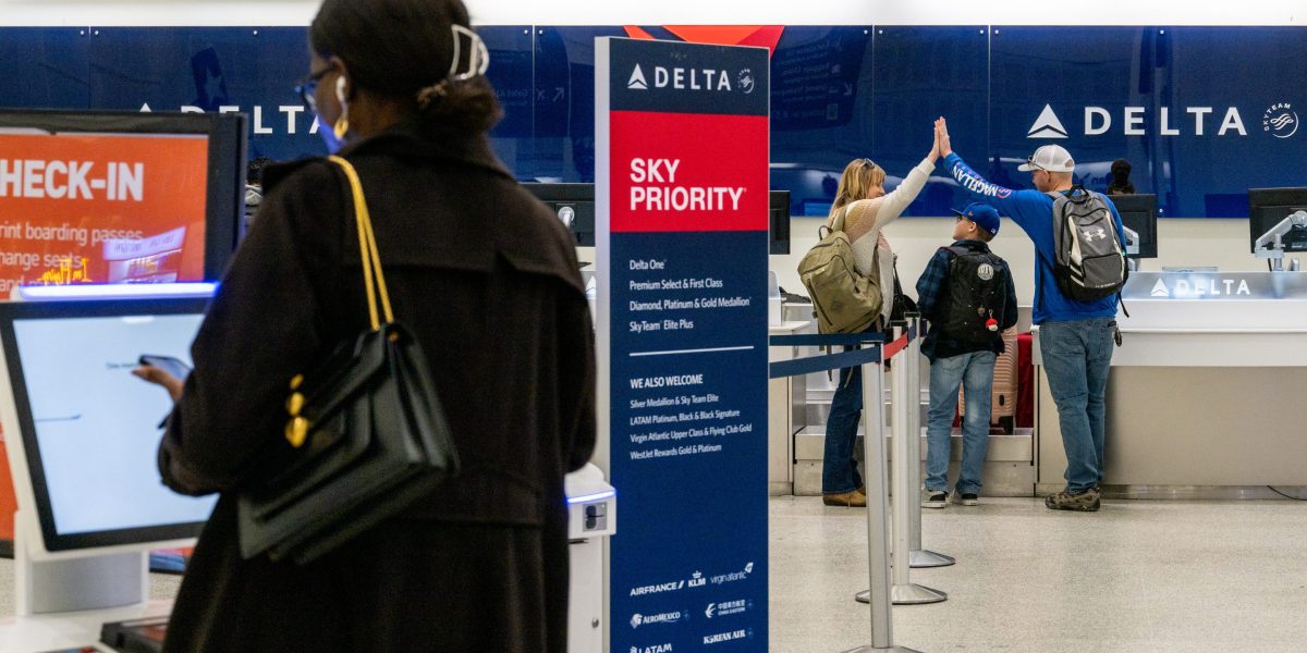 Delta and major US airlines face federal probe into loyalty program practices