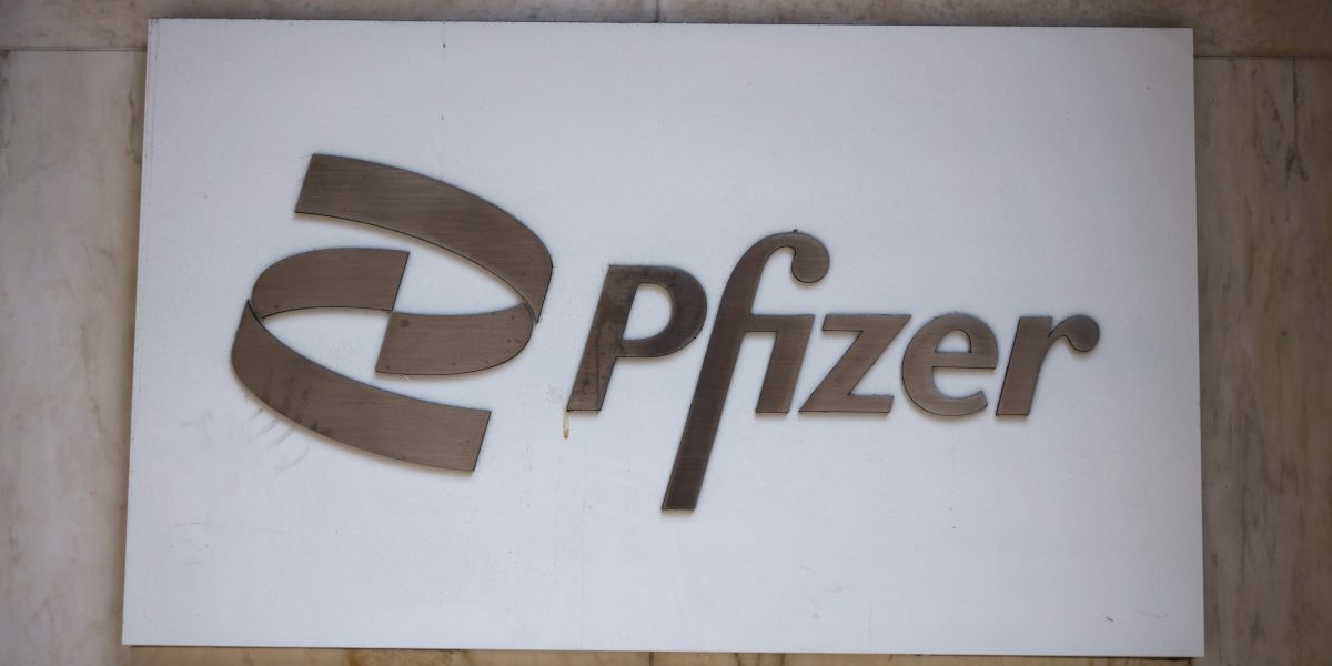 GSK, Pfizer RSV shots must warn about rare paralysis risk