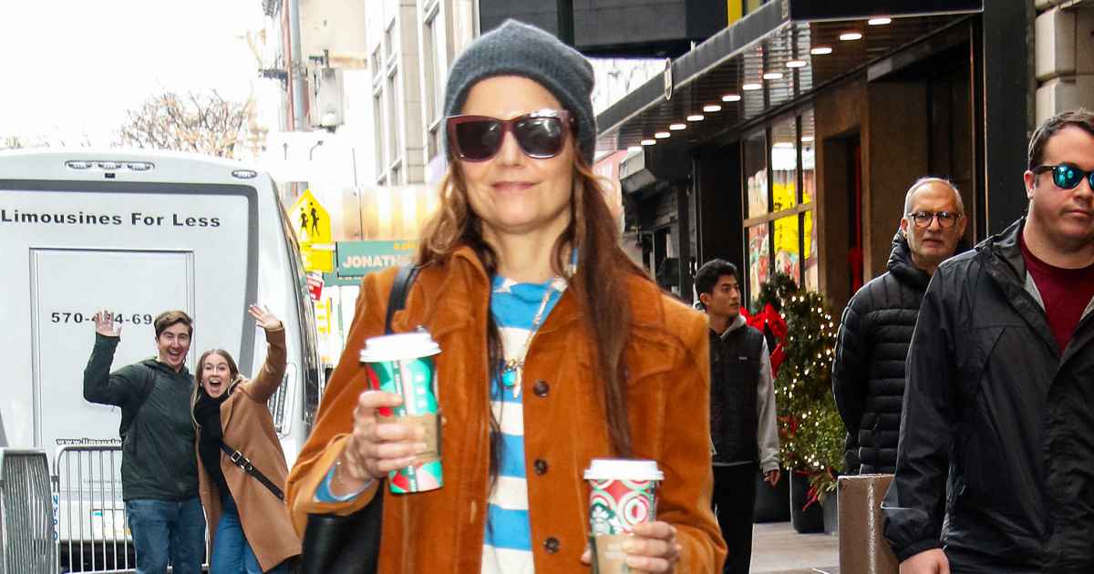 Shop Katie Holmes's Comfy, Coffee-Run Sneaker Look for Just $23