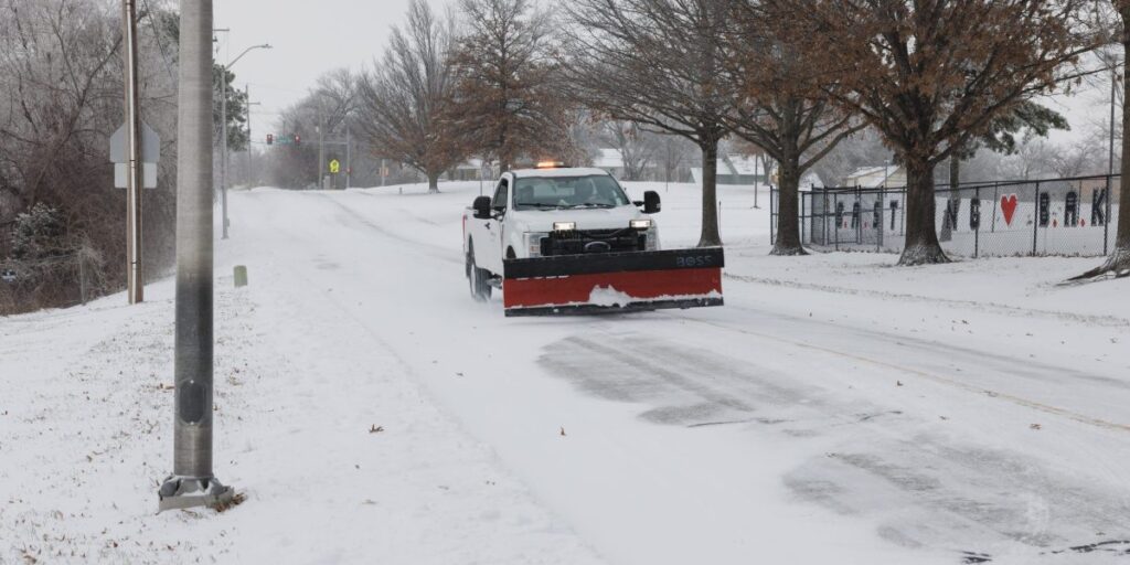 Schools and government offices in several states across the U.S. closed due to winter blast of snow and ice