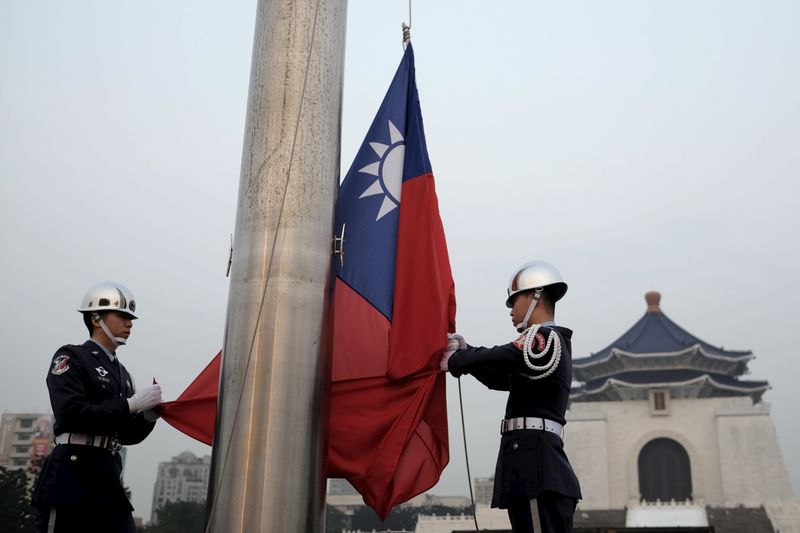 &copy; Reuters.  Taiwan stocks higher at close of trade; Taiwan Weighted up 0.53%