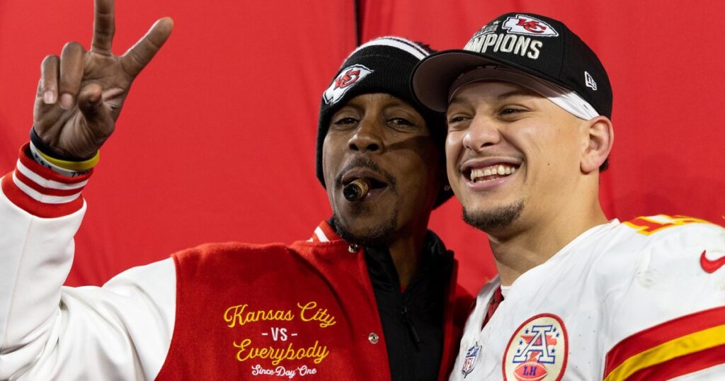 Patrick Mahomes’ Dad Throws Shade at Bills Fans After AFC Championship