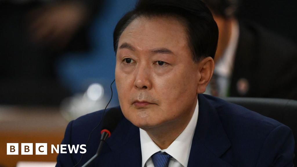 S Korea begins impeachment trial against suspended president