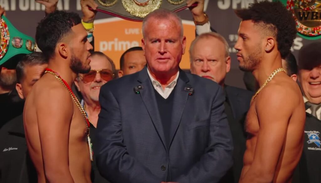 Image: Morrell Confident, Benavidez Strained at Weigh-in