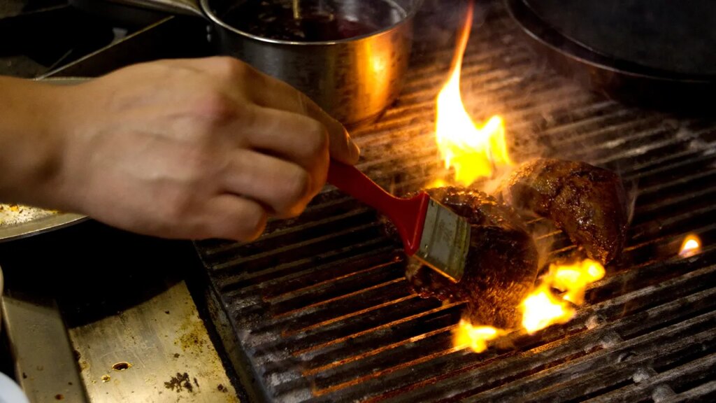 New NYC 'char broil' rule would force restaurants to cut emissions by 75%