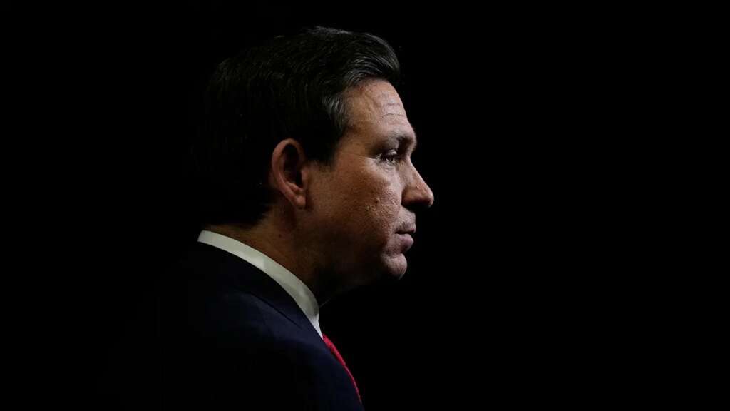 Gov. Ron DeSantis rips media for targeting Trump amid fire response: 'Don't politicize it'