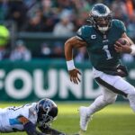 Commanders will hit Jalen Hurts 'like a running back' if Eagles deploy him on designed runs, coach says