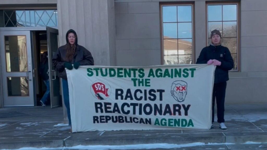 University of Minnesota students call for school to be 'shut down' over ICE stance