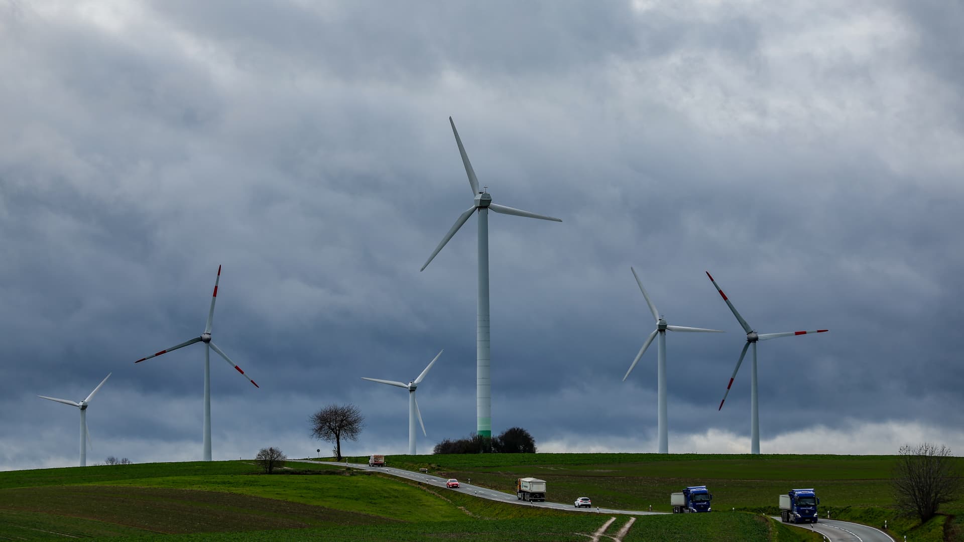 Wind energy had strong year in Germany but the election may shake things up