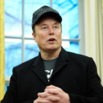 Elon Musk makes surprise appearance at CPAC