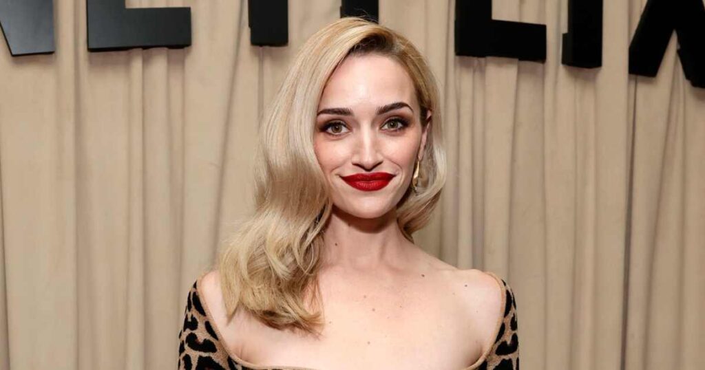 Brianne Howey Talks 'Consequences' in Ginny and Georgia's Season 3