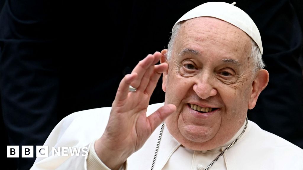 Pope 'alert and joking' says Italy's PM after visit