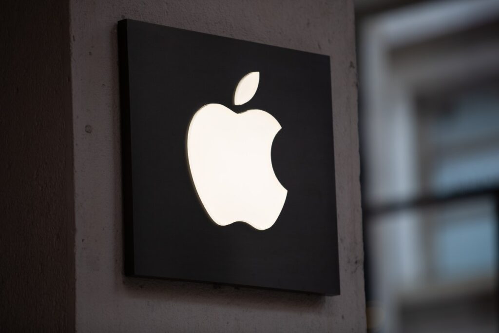 UK government demands Apple backdoor to encrypted cloud data: report