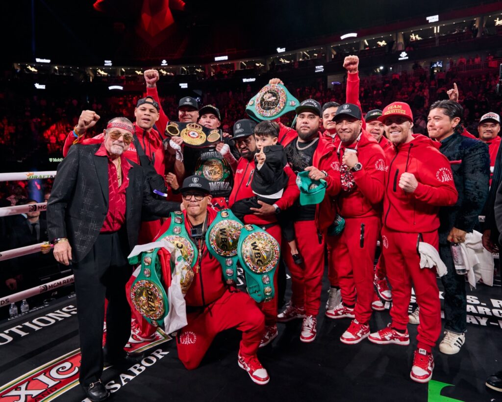 Image: Benavidez Claims "Harder Puncher" After Close Call