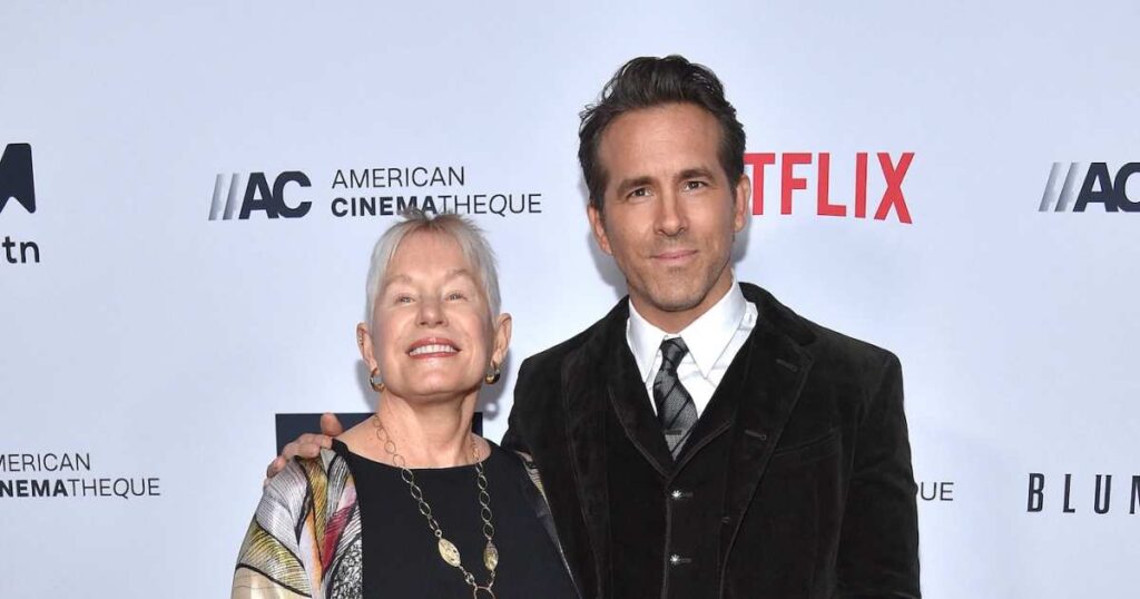 Ryan Reynolds Steps Out With Mom in NYC Amid Justin Baldoni Drama