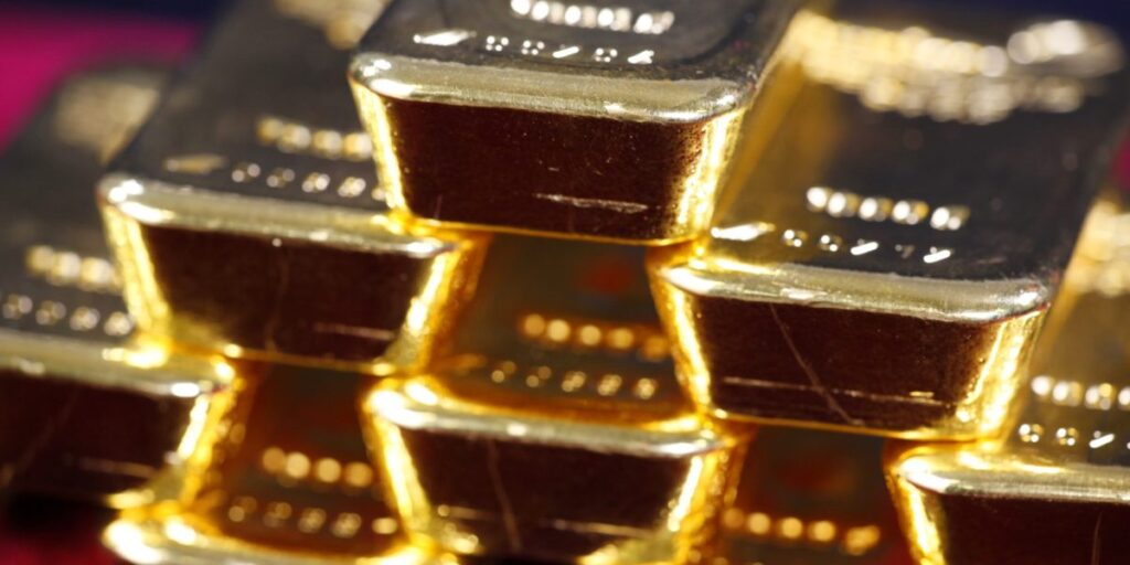 JPMorgan plans $4 billion US gold delivery amid tariff fears