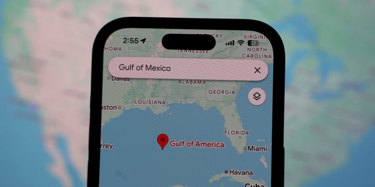 The White House banned an Associated Press reporter because the news agency hasn't changed its style guide for 'Gulf of Mexico.' Experts say the move 'plainly violates the First Amendment'