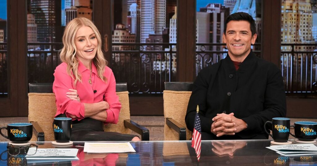 Kelly Ripa Reveals the 'Dealbreaker' in Her Marriage to Mark Consuelos