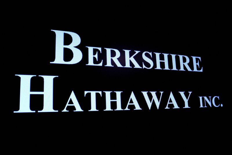 Berkshire Hathaway shares set new high following record profit