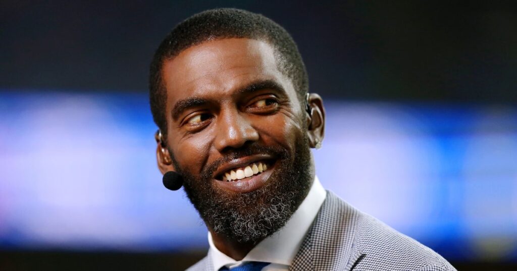 ESPN's Randy Moss Shares Cancer Update in 2025 NFL Honors Appearance