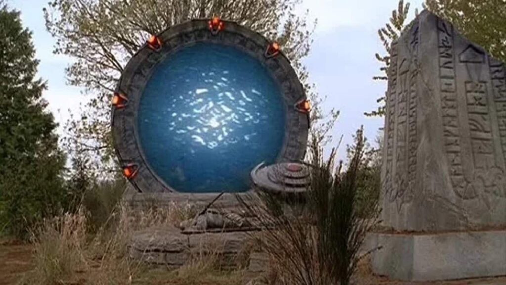 Stargate SG-1 Episode Paved The Way For A Major Marvel Hero's MCU Redesign