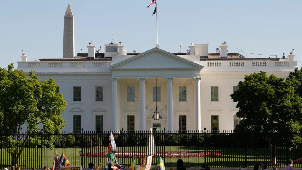 White House will not release visitor logs during Trump's second term