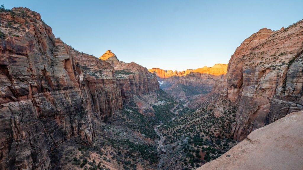 Zion National Park hiker dies after suffering full on Canyon Overlook Trail