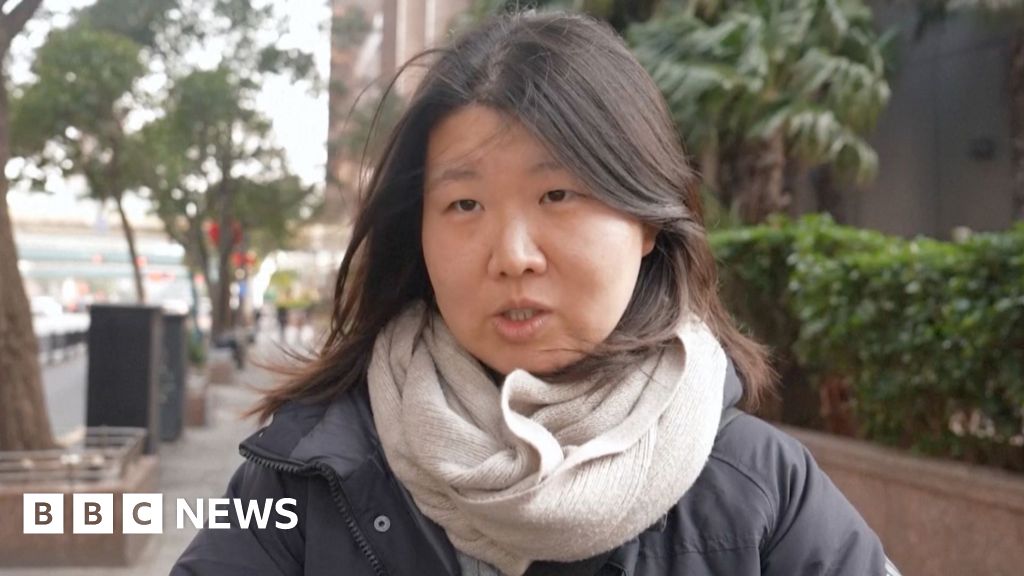 'Both sides suffer' - Shanghai residents on US-China tariff tensions