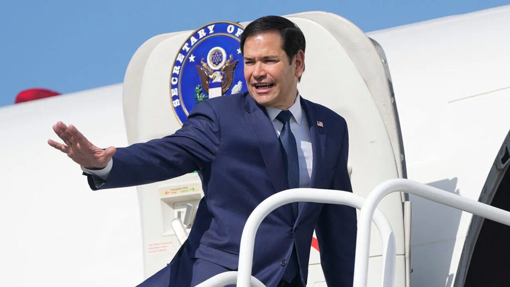 Plane carrying Sec. of State Rubio turns around after experiencing mechanical issue