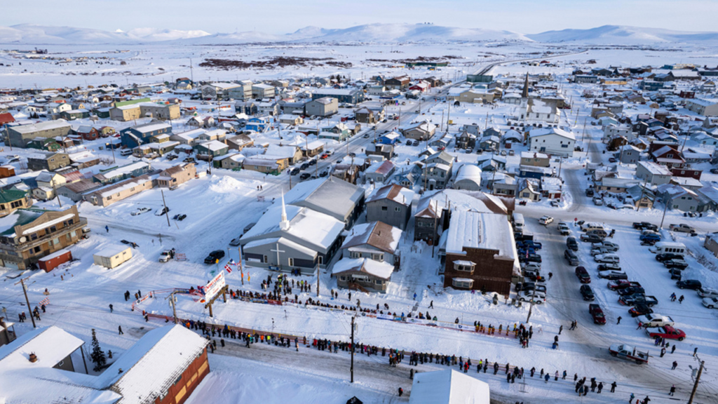 Air flight to Nome missing with 10 onboard