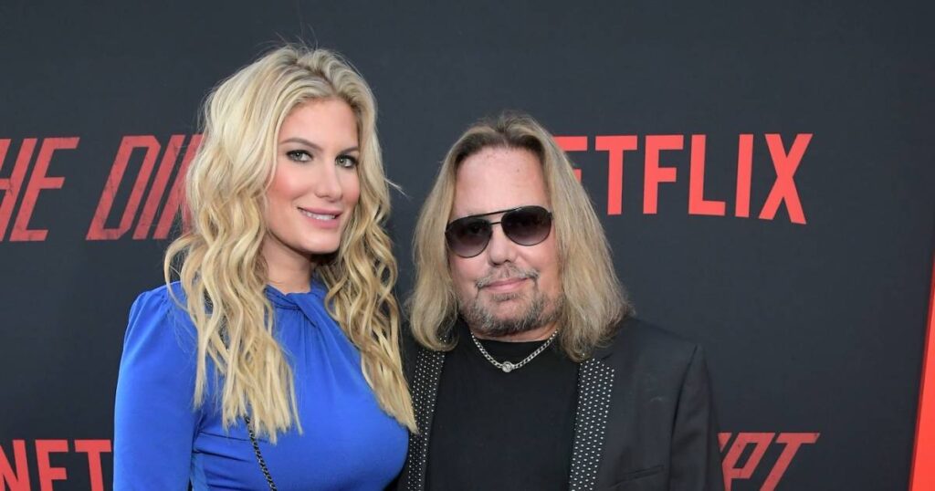 Vince Neil Plane Crash Pilot Saved Motley Crue Star's Girlfriend: Daughter