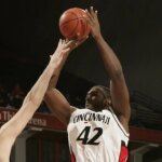 Cincinnati Bearcats: Steve Toyloy, former men's basketball player, dead at 37