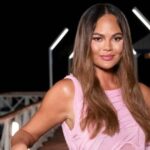 Chrissy Teigen Explains Her Decision to Return to ‘Deal or No Deal’