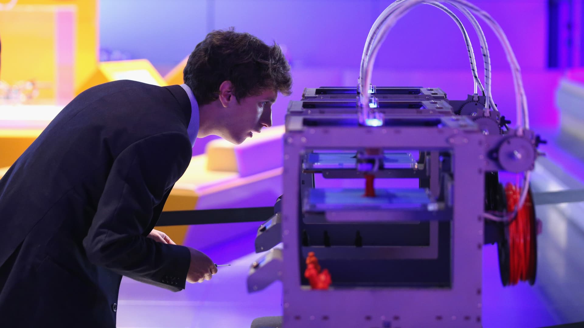 How 3D-printing 'microfactories' can transform plastic waste